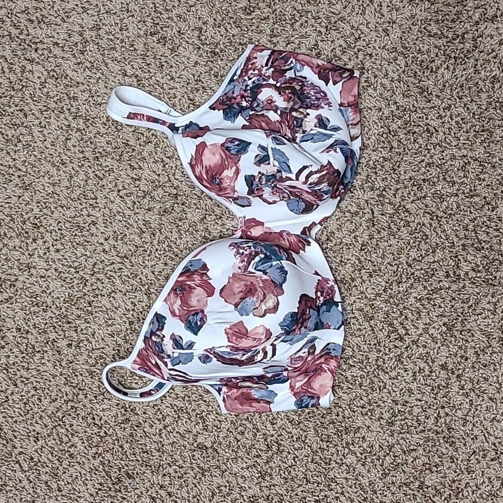 44G Cacique Flower Pattern Bra